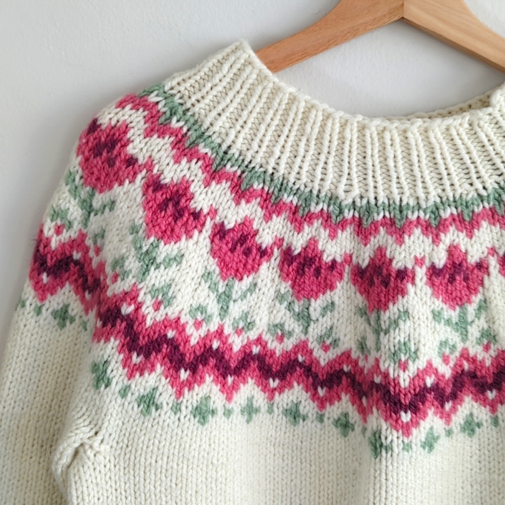Beautiful Floral Vintage Handmade Floral Fair Isle Sweater - Picture 2 of 5